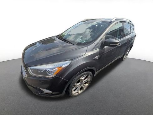 Used 2019 Ford Escape Titanium AWD/4WD image 2