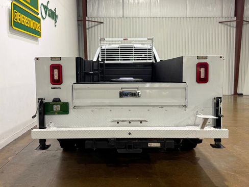 Used 2023 Ford F450 XL image 7