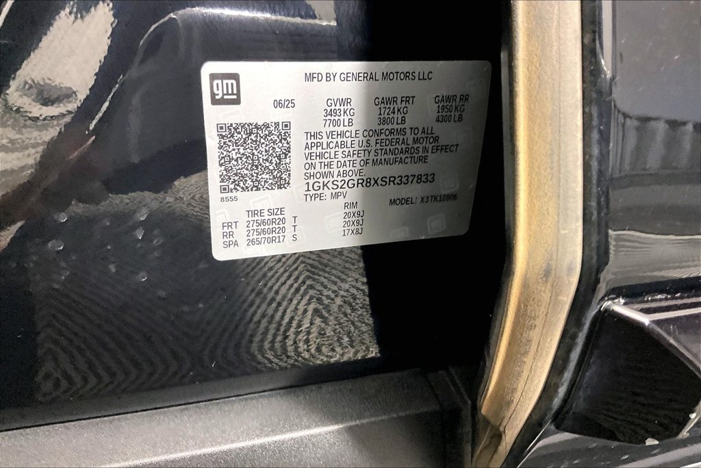 Used 2025 GMC Yukon XL Elevation w/ Elevation Premium Package AWD/4WD image 16