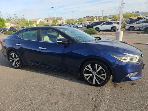 Used 2017 Nissan Maxima Platinum image 9