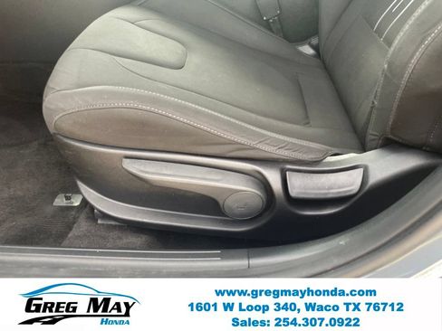 Used 2022 Hyundai Elantra SEL w/ Convenience Package FWD image 21