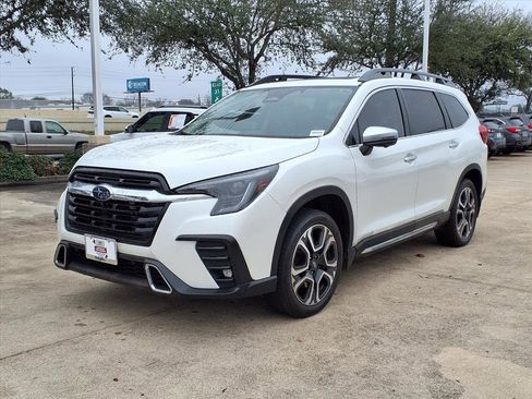 Certified 2023 Subaru Ascent Touring w/ Popular Package #2A image 3