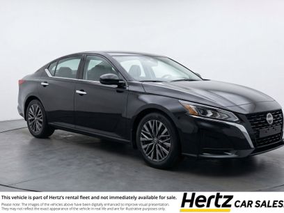 Used 2025 Nissan Altima 2.5 SV