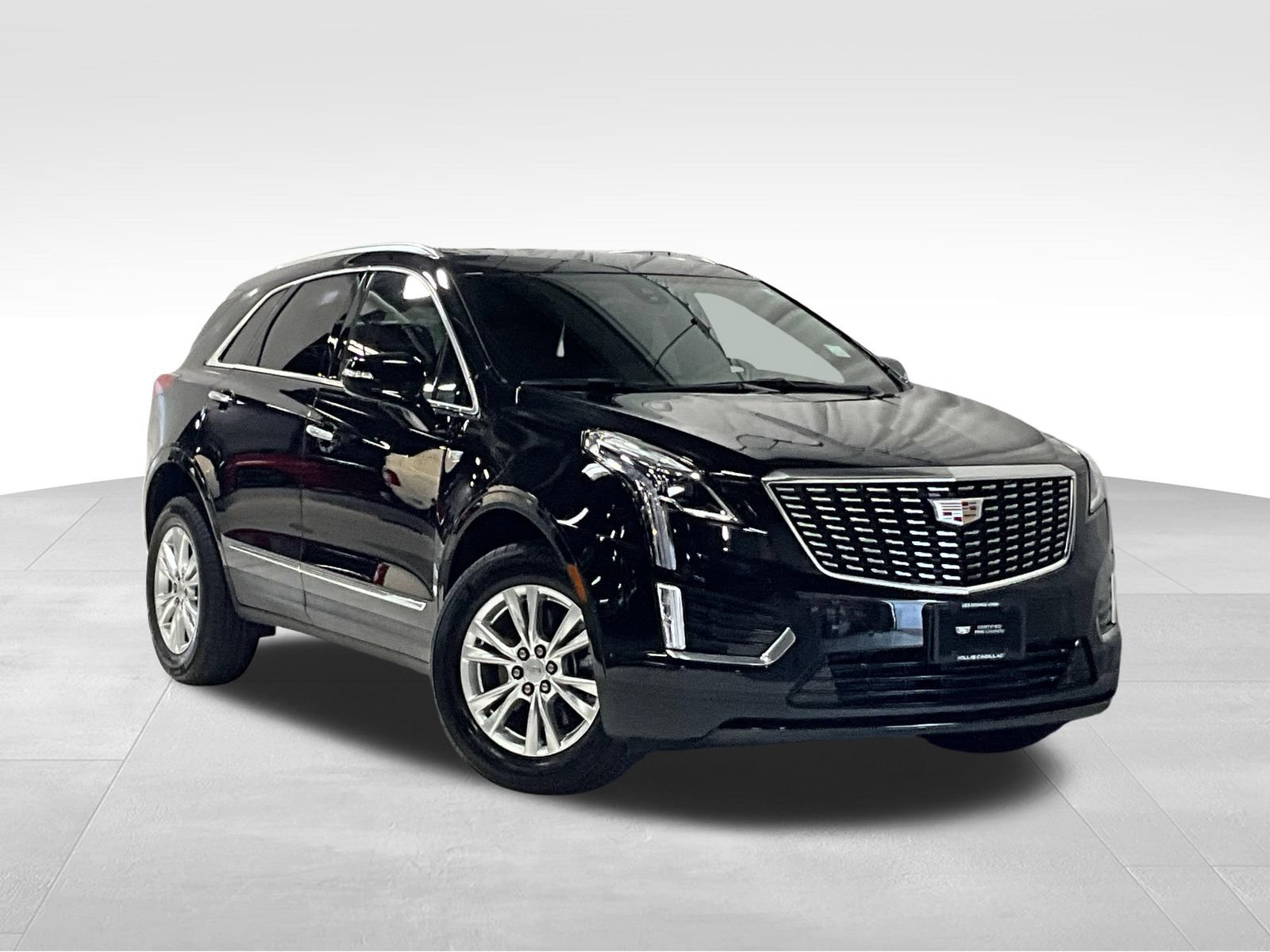 Used 2024 Cadillac XT5 Luxury FWD image 1