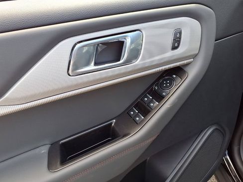 New 2026 Ford Explorer Active w/ Active Comfort Package RWD image 11