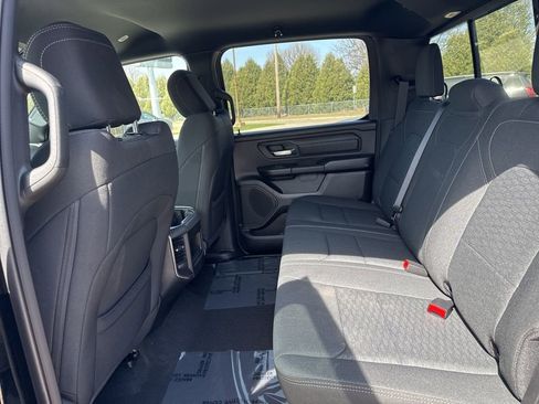 New 2026 RAM 1500 Express AWD/4WD image 18
