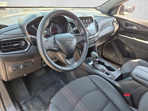 Used 2024 Chevrolet Equinox RS FWD image 13