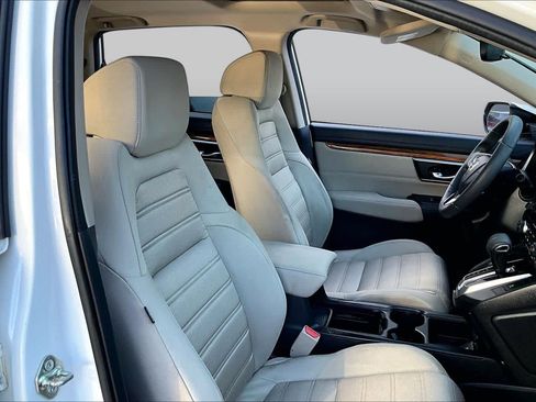 Used 2018 Honda CR-V EX image 9