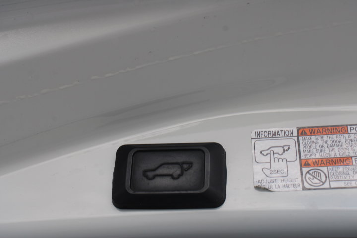 Used 2017 Toyota RAV4 Limited w/ Advanced Technology Package AWD/4WD image 16