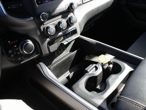 Used 2022 RAM 1500 Big Horn image 11