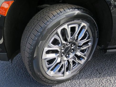 Used 2024 GMC Yukon Denali Ultimate image 26
