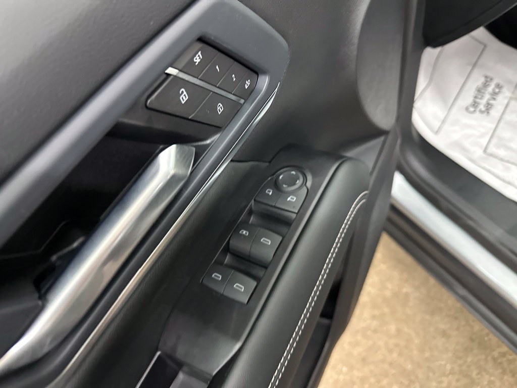New 2027 GMC Terrain Elevation w/ Elevation Premium Package AWD/4WD image 33