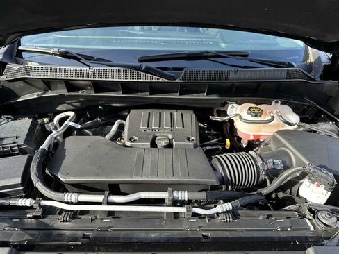 Used 2025 Chevrolet Silverado 1500 RST image 13