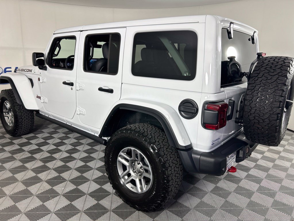 Used 2025 Jeep Wrangler Unlimited Rubicon AWD/4WD image 8