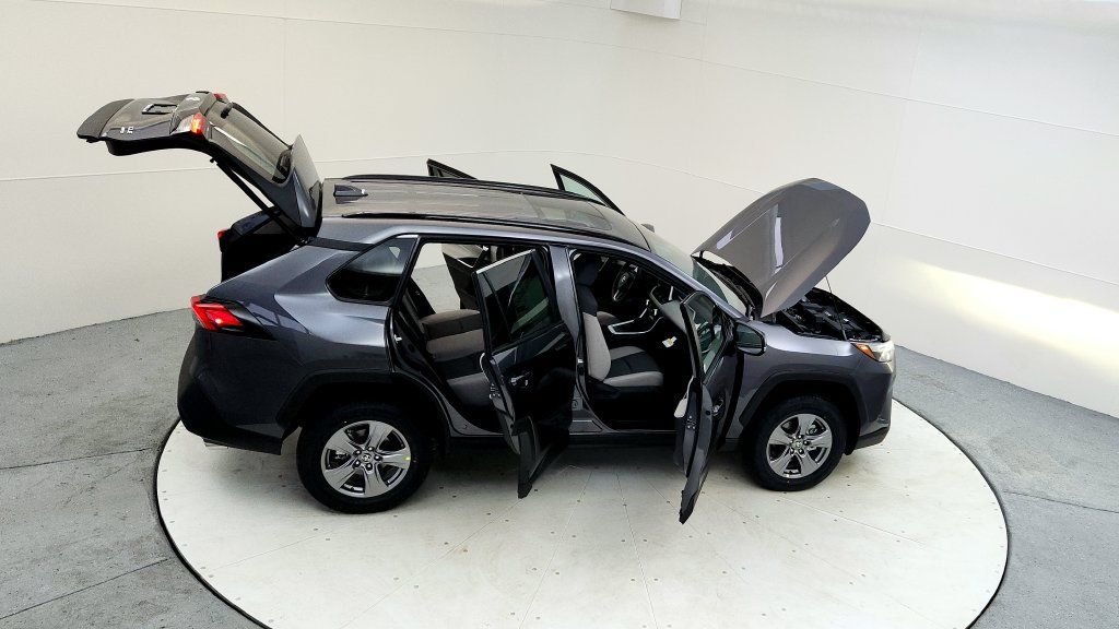 Certified 2024 Toyota RAV4 XLE w/ Convenience Package AWD/4WD image 20