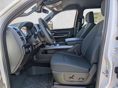 New 2025 RAM 2500 Big Horn image 4