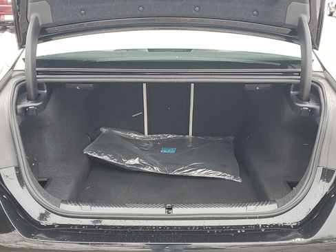 Used 2025 BMW 530i xDrive w/ M Sport Package image 26