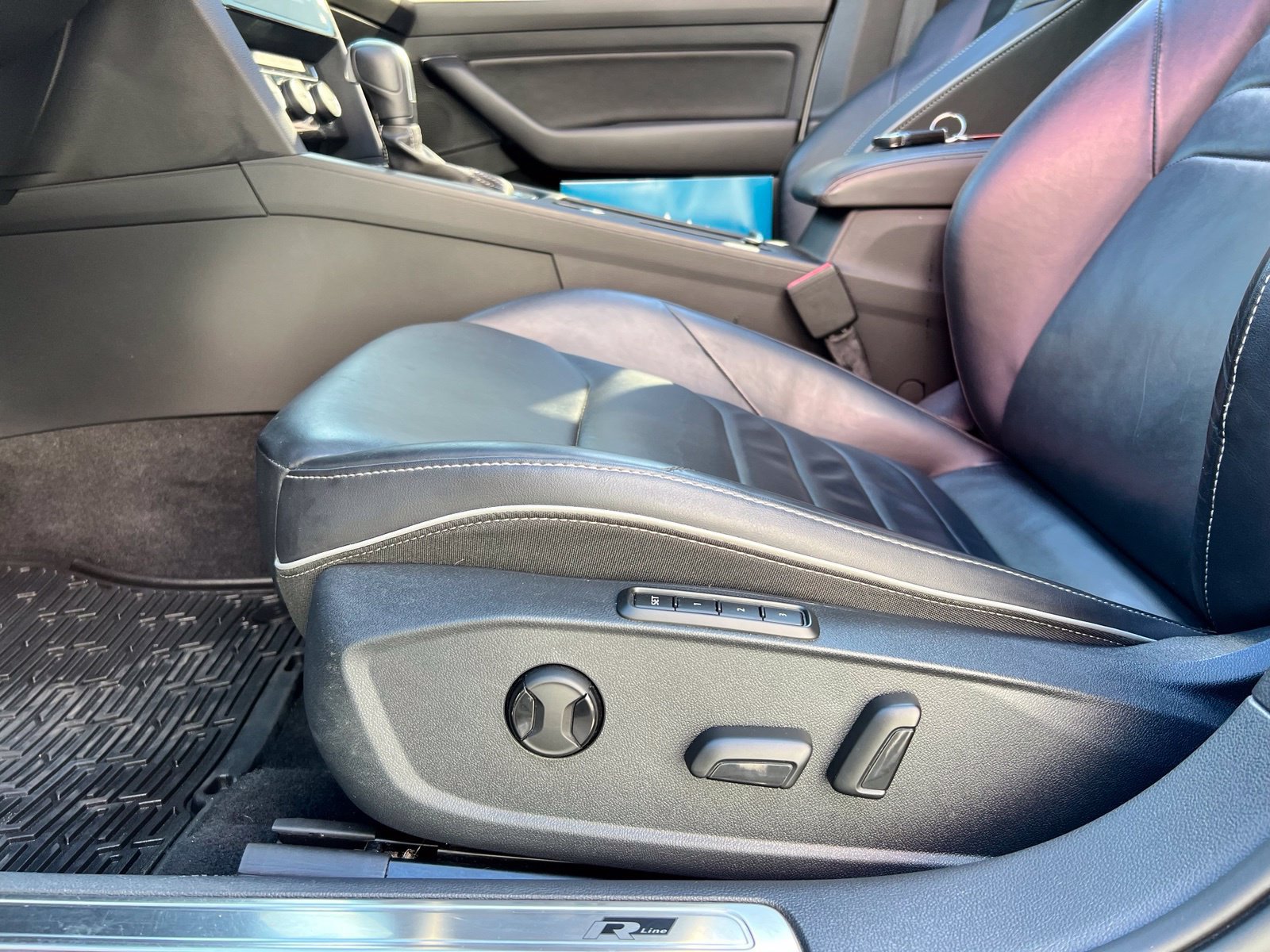 Used 2020 Volkswagen Arteon SEL FWD image 27