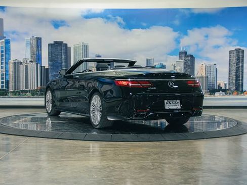 Used 2019 Mercedes-Benz S 560 Cabriolet image 10