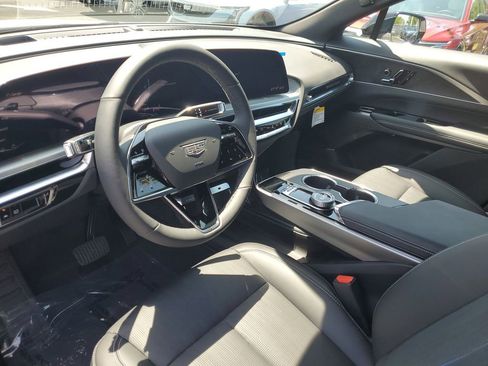 New 2025 Cadillac Lyriq Sport image 19