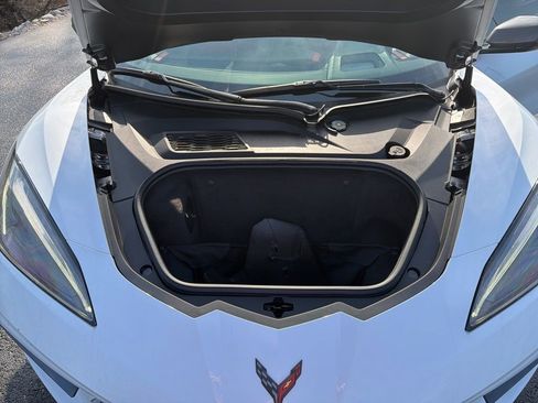 Used 2023 Chevrolet Corvette Stingray Premium Cpe w/ Z51 Performance Package image 7