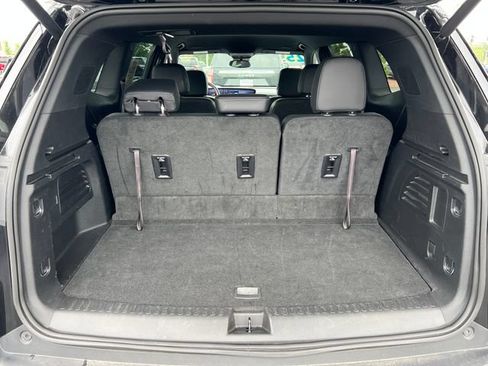 Certified 2025 Buick Enclave Preferred AWD/4WD image 22