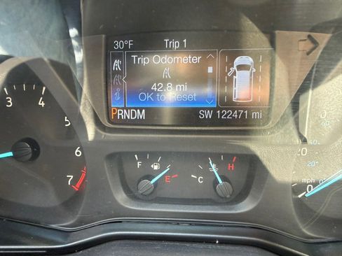 Used 2019 Ford Transit 250 130 Low Roof image 36