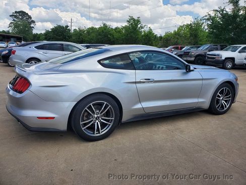 Used 2016 Ford Mustang Premium image 8