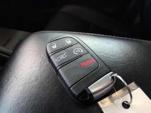 Used 2024 Dodge Durango GT image 41