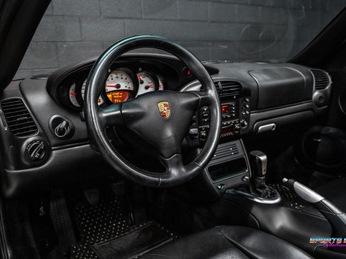 Used 2004 Porsche 911 Carrera 4S AWD/4WD image 15