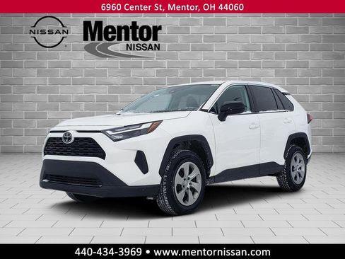 Used 2023 Toyota RAV4 LE image 3