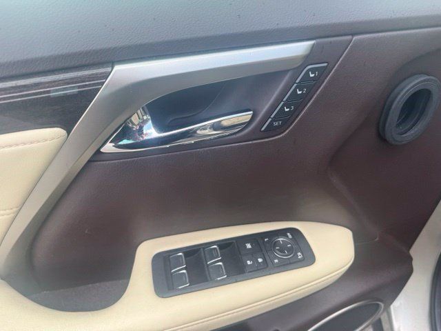 Used 2019 Lexus RX 350 AWD w/ Luxury Package image 14