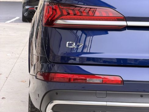Used 2022 Audi Q7 3.0T Prestige image 13