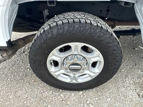 Used 2026 Ford F250 XLT AWD/4WD image 29