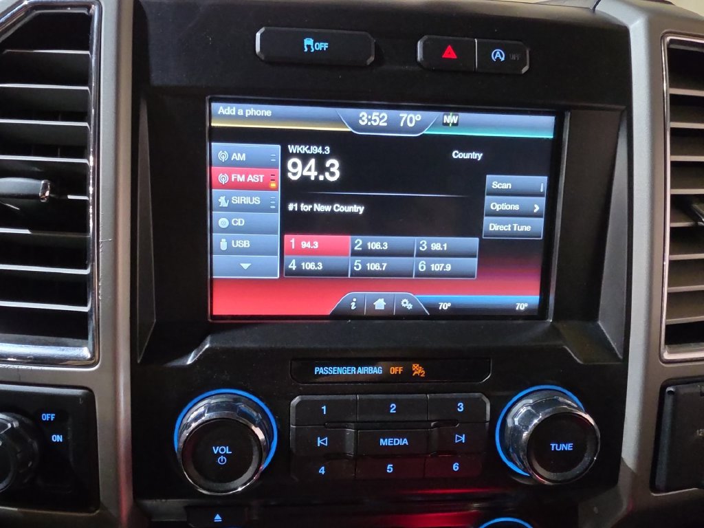 Used 2015 Ford F150 Lariat w/ Equipment Group 501A Mid RWD image 12