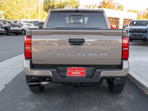 New 2026 Toyota Tacoma TRD Off-Road w/ TRD Off Road Premium Package AWD/4WD image 6
