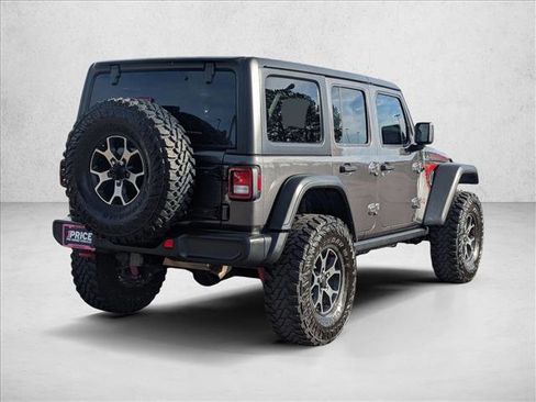 Used 2018 Jeep Wrangler Unlimited Rubicon w/ Cold Weather Group image 5