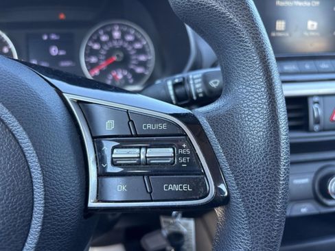 Used 2021 Kia Forte LXS image 13