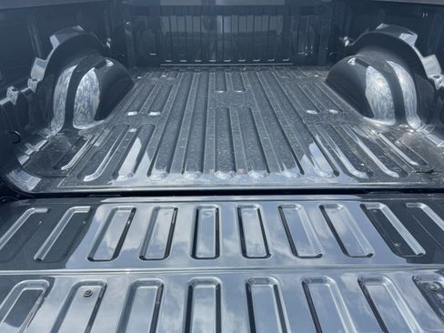 Used 2026 RAM 1500 Big Horn w/ Night Edition AWD/4WD image 18