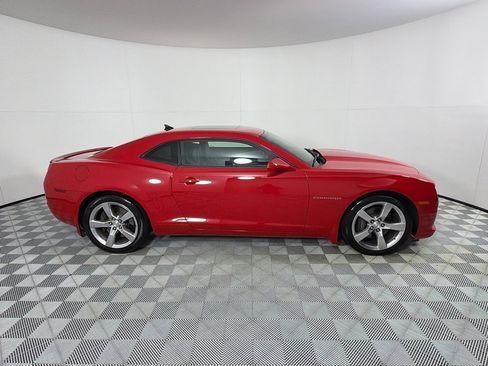 Used 2010 Chevrolet Camaro SS w/ RS Package RWD image 4