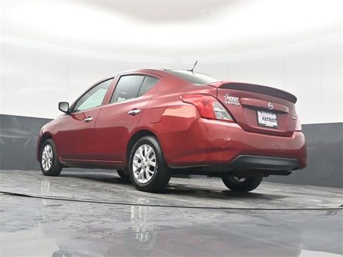 Used 2018 Nissan Versa SV w/ SV Special Edition Package image 41