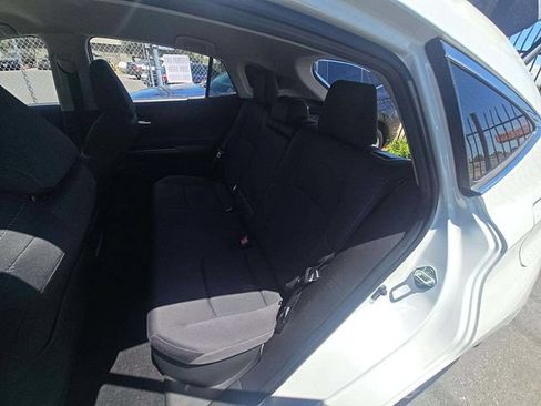 Used 2024 Toyota Venza LE AWD/4WD image 18
