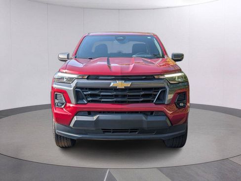Used 2024 Chevrolet Colorado LT w/ LT Convenience Package III RWD image 11