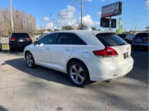 Used 2010 Toyota Venza image 7