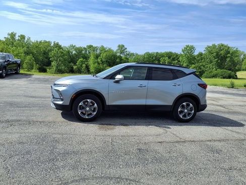 Used 2024 Chevrolet Blazer LT w/ Convenience Package FWD image 37