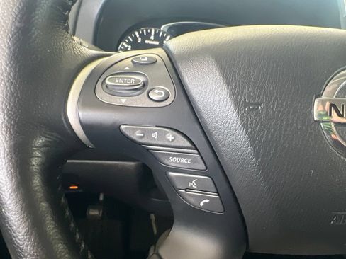 Used 2020 Nissan Pathfinder SL w/ Cargo Package AWD/4WD image 56