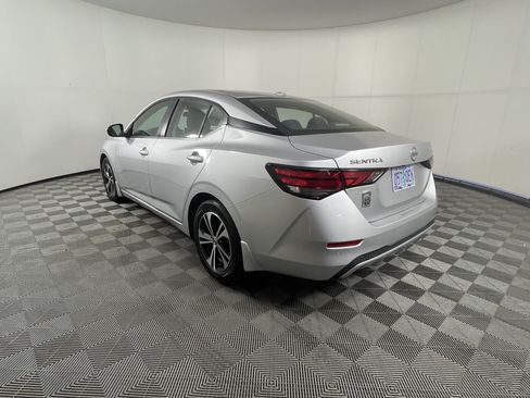 Used 2021 Nissan Sentra SV FWD image 3