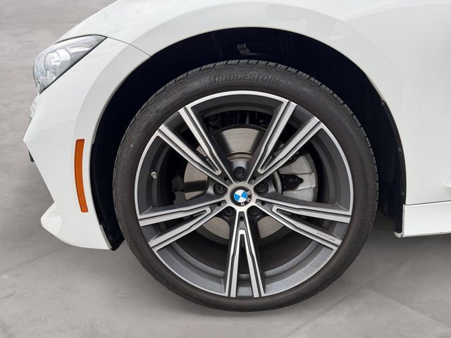 Certified 2023 BMW 330i xDrive Sedan w/ Premium Package AWD/4WD image 14