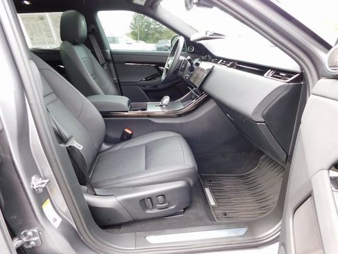 Used 2024 Land Rover Range Rover Evoque Dynamic SE image 18