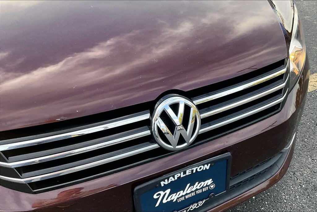 Used 2013 Volkswagen Passat 2.5 SE FWD image 34